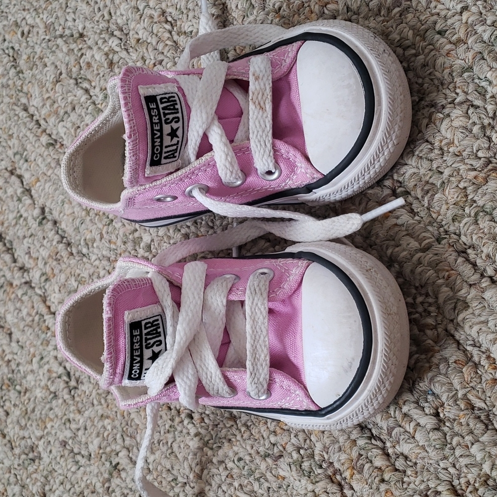 Converse infant shoes